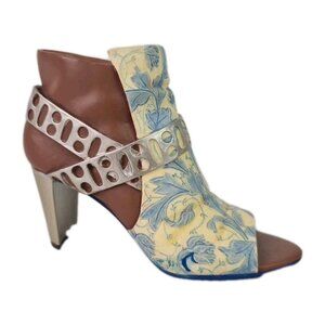 Just The Right Shoe “Zapata” By Raine Stepping Out 25173 Vintage Miniature